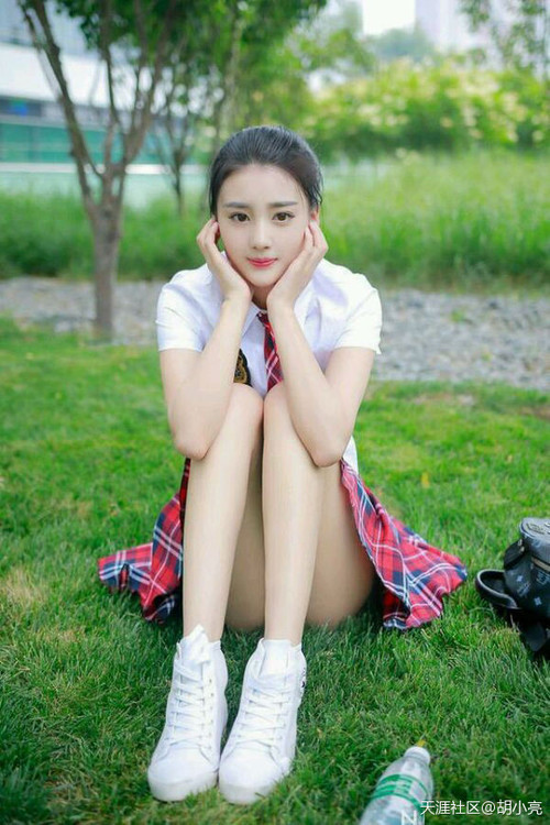 爱德华兹独揽乾坤，独行侠碾压广厦队，关键先生如何主宰赛场？