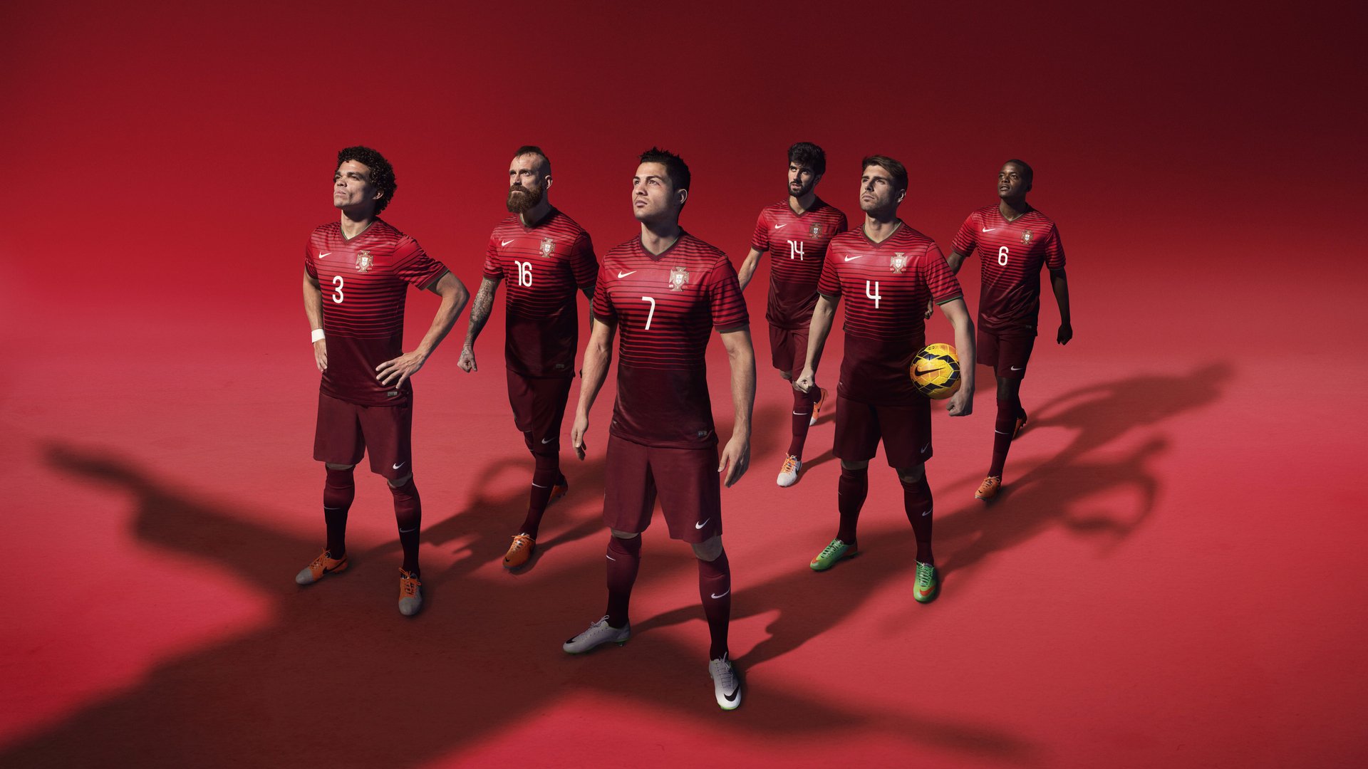 开云平台-楚阿梅尼一剑封喉！巴萨绝地逆转多特蒙德，诺坎普之夜再现经典